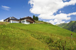 Huizen in de Oostenrijkse heuvels